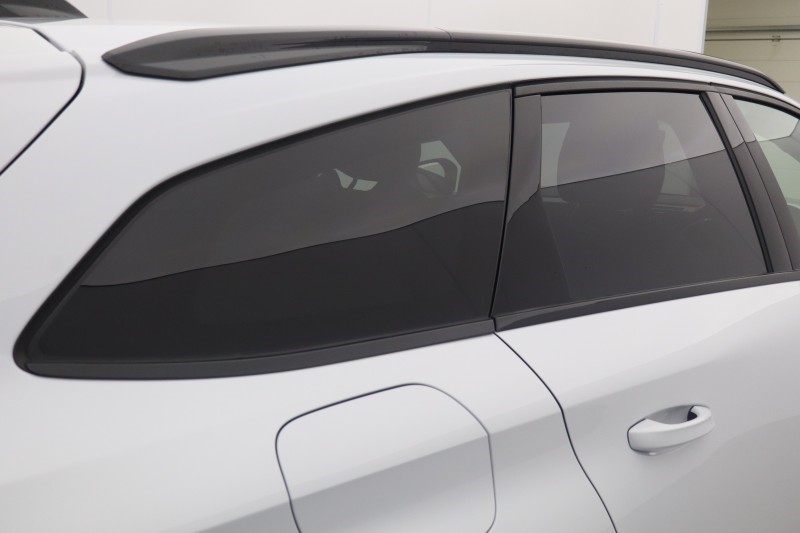 2025 (25) PEUGEOT 308 1.2 Hybrid 136 GT 5dr e-DSC6 5765156