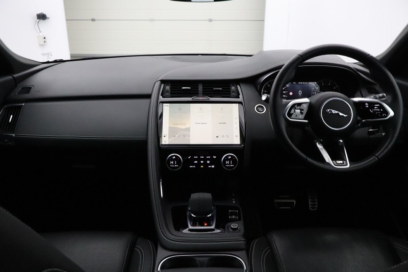 2022 (72) JAGUAR E-PACE 1.5 P300e R-Dynamic SE 5dr Auto 5842112