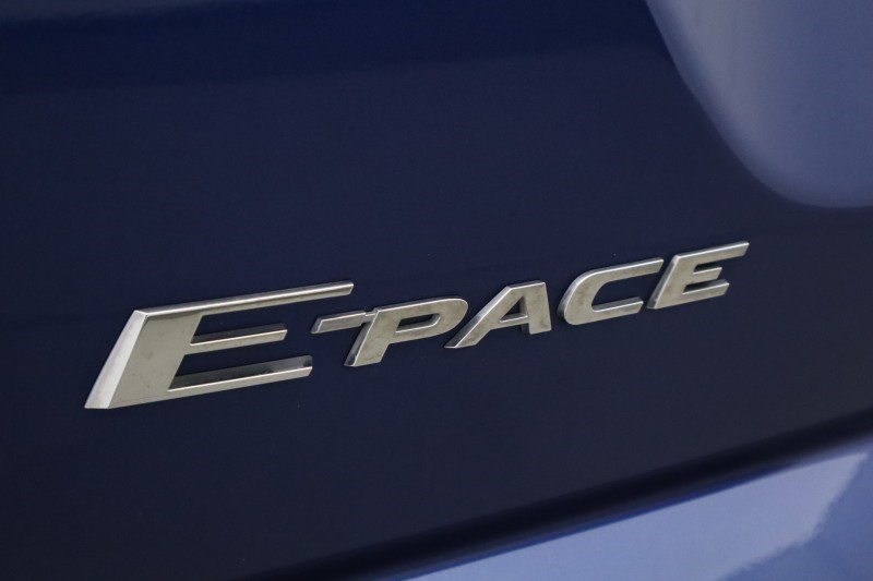2022 (72) JAGUAR E-PACE 1.5 P300e R-Dynamic SE 5dr Auto 5842152