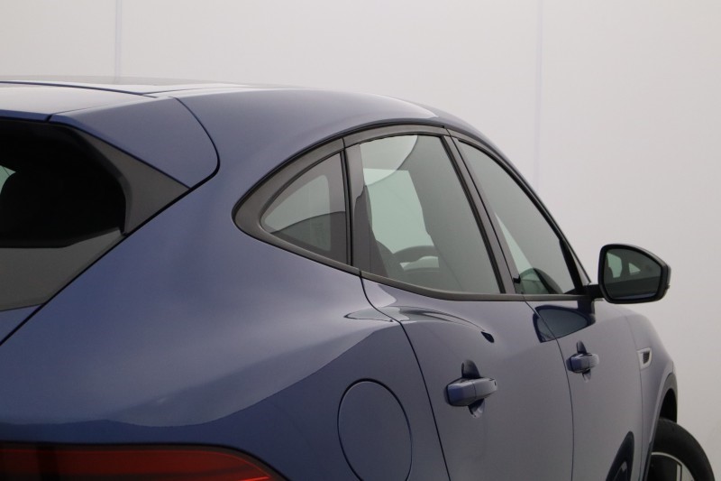 2022 (72) JAGUAR E-PACE 1.5 P300e R-Dynamic SE 5dr Auto 5842149
