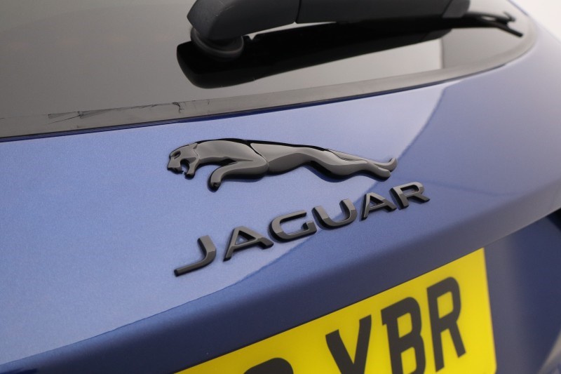 2022 (72) JAGUAR E-PACE 2.0 D200 R-Dynamic Black 5dr Auto 5797808