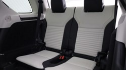 2025 (25) LAND ROVER DISCOVERY 3.0 D350 Metropolitan Edition 5dr Auto 5805537
