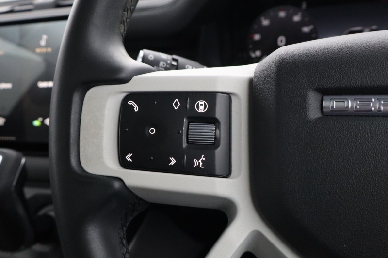 2024 (74) LAND ROVER DEFENDER 3.0 D250 X-Dynamic SE 90 3dr Auto 5795259