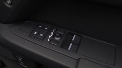 2024 (74) LAND ROVER DEFENDER 3.0 D250 X-Dynamic SE 90 3dr Auto 5795239