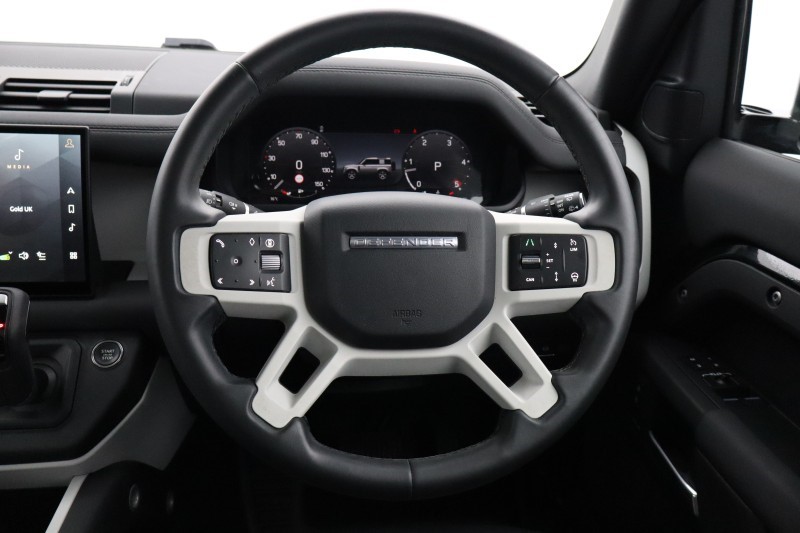 2024 (74) LAND ROVER DEFENDER 3.0 D250 X-Dynamic SE 90 3dr Auto 5795258