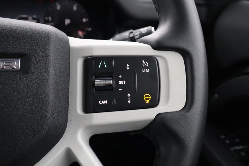 2024 (74) LAND ROVER DEFENDER 3.0 D250 X-Dynamic SE 90 3dr Auto 5795260