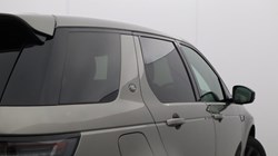 2023 (23) LAND ROVER DISCOVERY SPORT 2.0 D200 R-Dynamic HSE 5dr Auto 5805317