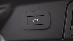 2025 (25) LAND ROVER RANGE ROVER VELAR 2.0 D200 MHEV Dynamic SE 5dr Auto 5830624