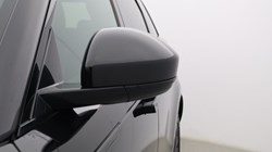 2025 (25) LAND ROVER RANGE ROVER VELAR 2.0 D200 MHEV Dynamic SE 5dr Auto 5830597