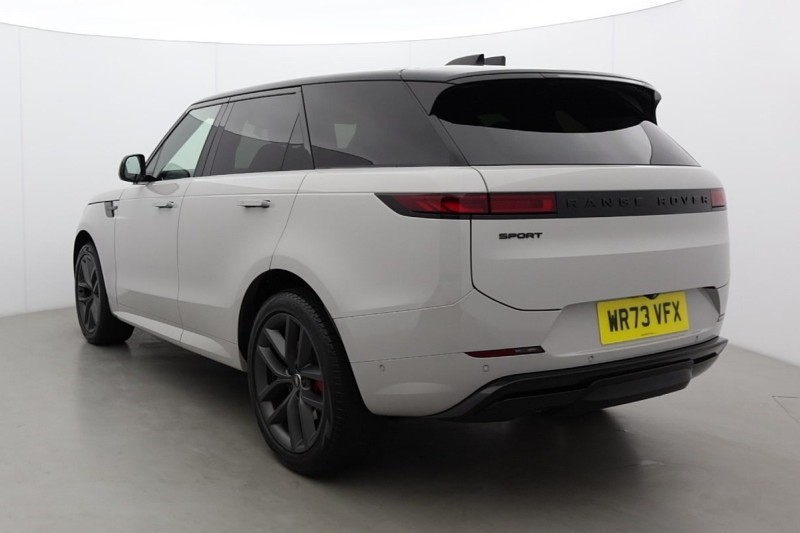 2023 (73) LAND ROVER RANGE ROVER SPORT 3.0 D300 Dynamic SE 5dr Auto 1