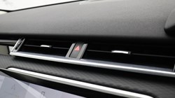 2022 (72) LAND ROVER RANGE ROVER VELAR 2.0 D200 Edition 5dr Auto 5827599