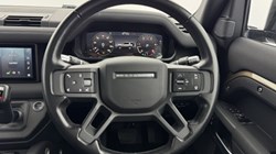 2021 (21) LAND ROVER DEFENDER 3.0 D250 X-Dynamic SE 90 3dr Auto 5822096