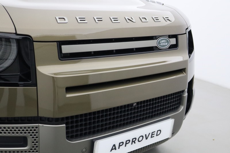 2021 (21) LAND ROVER DEFENDER 3.0 D250 X-Dynamic SE 90 3dr Auto 5822003