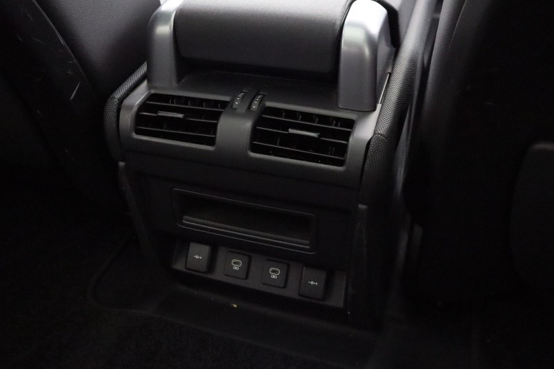2021 (21) LAND ROVER DEFENDER 3.0 D250 X-Dynamic SE 90 3dr Auto 5822028