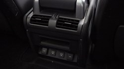 2021 (21) LAND ROVER DEFENDER 3.0 D250 X-Dynamic SE 90 3dr Auto 5822028