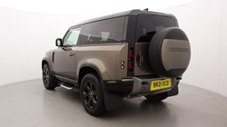2021 (21) LAND ROVER DEFENDER 3.0 D250 X-Dynamic SE 90 3dr Auto 5821994