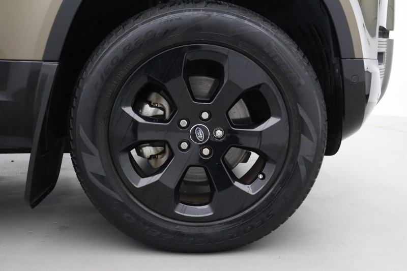 2021 (21) LAND ROVER DEFENDER 3.0 D250 X-Dynamic SE 90 3dr Auto 5822001