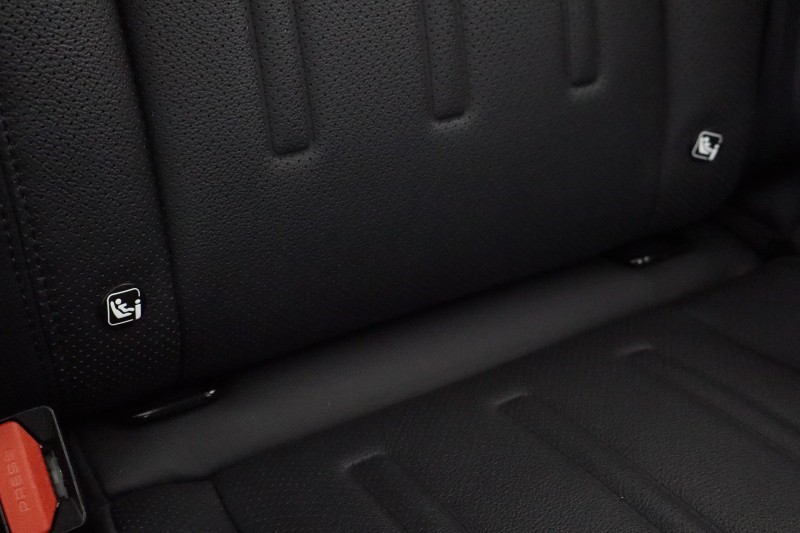2021 (21) LAND ROVER DEFENDER 3.0 D250 X-Dynamic SE 90 3dr Auto 5822027