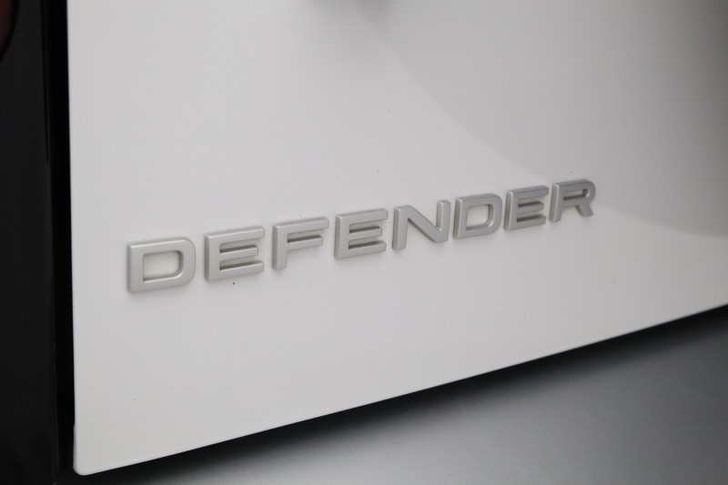 2024 (74) LAND ROVER COMMERCIAL DEFENDER 3.0 D250 Hard Top S Auto [3 Seat] 5834418