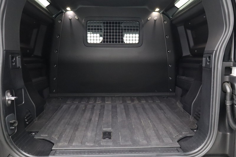 2024 (74) LAND ROVER COMMERCIAL DEFENDER 3.0 D250 Hard Top S Auto [3 Seat] 5834432