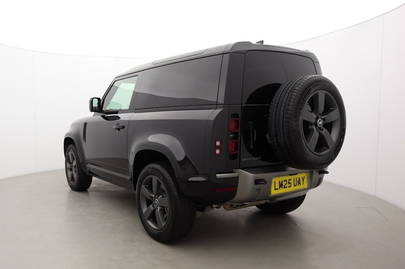 2025 (25) LAND ROVER COMMERCIAL DEFENDER 3.0 D350 Hard Top X-Dynamic HSE Auto [3 Seat] 1