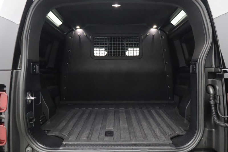 2025 (25) LAND ROVER COMMERCIAL DEFENDER 3.0 D350 Hard Top X-Dynamic HSE Auto [3 Seat] 5858568