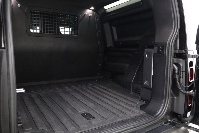2025 (25) LAND ROVER COMMERCIAL DEFENDER 3.0 D350 Hard Top X-Dynamic HSE Auto [3 Seat] 5858569