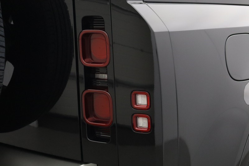 2025 (25) LAND ROVER COMMERCIAL DEFENDER 3.0 D350 Hard Top X-Dynamic HSE Auto [3 Seat] 5858563