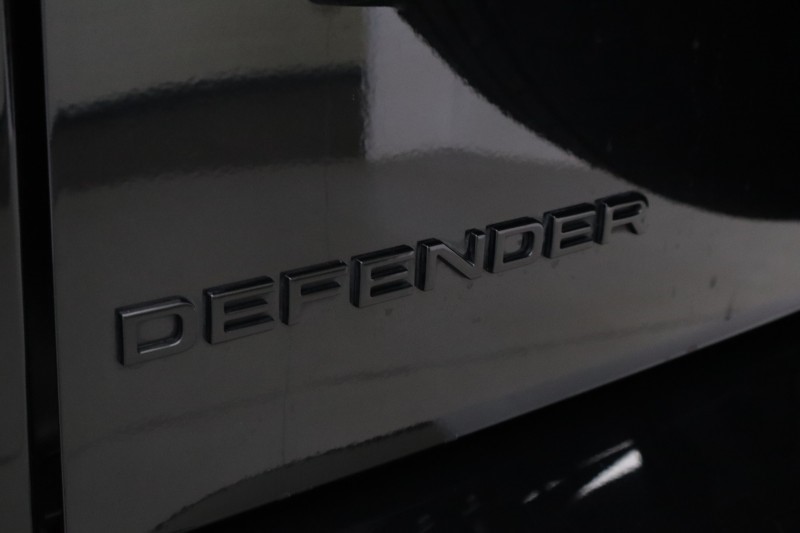 2023 (73) LAND ROVER DEFENDER 3.0 D250 X-Dynamic HSE 90 3dr Auto 5837053