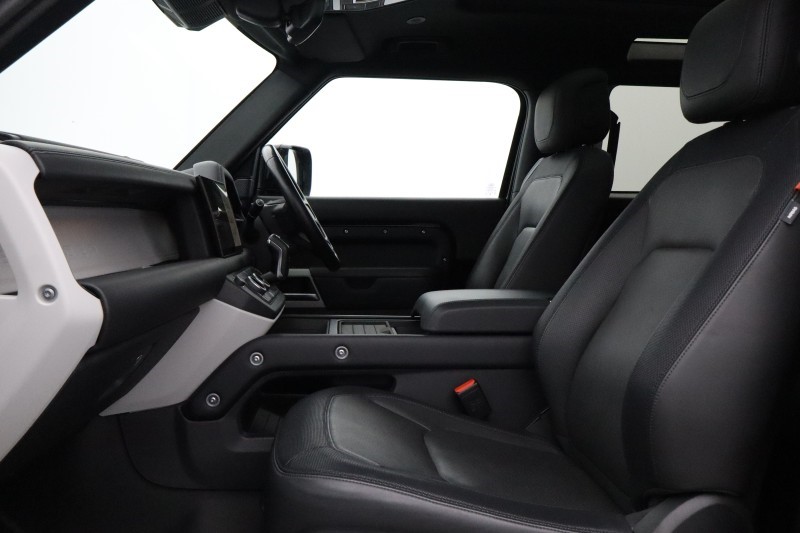 2023 (73) LAND ROVER DEFENDER 3.0 D250 X-Dynamic HSE 90 3dr Auto 5837009