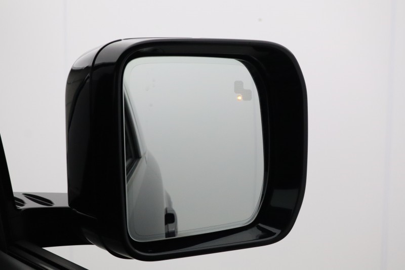 2023 (73) LAND ROVER DEFENDER 3.0 D250 X-Dynamic HSE 90 3dr Auto 5837024