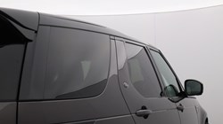 2023 (73) LAND ROVER DISCOVERY 3.0 D300 Metropolitan Edition 5dr Auto 5848236