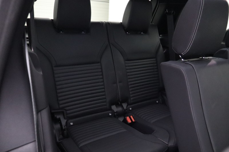 2023 (73) LAND ROVER DISCOVERY 3.0 D300 Metropolitan Edition 5dr Auto 5848246