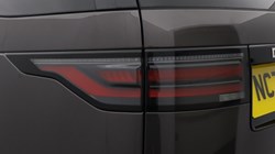 2023 (73) LAND ROVER DISCOVERY 3.0 D300 Metropolitan Edition 5dr Auto 5848238