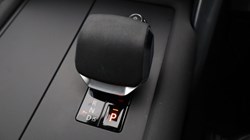 2024 (74) LAND ROVER DISCOVERY 3.0 D350 Dynamic SE 5dr Auto 5847324
