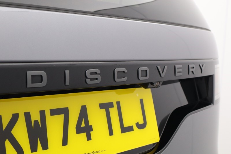 2024 (74) LAND ROVER DISCOVERY 3.0 D350 Dynamic SE 5dr Auto 5847291