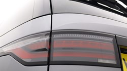 2024 (74) LAND ROVER DISCOVERY 3.0 D350 Dynamic SE 5dr Auto 5847290