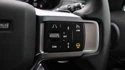2024 (74) LAND ROVER DISCOVERY 3.0 D350 Dynamic SE 5dr Auto 5847321