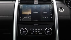 2024 (74) LAND ROVER DISCOVERY 3.0 D350 Dynamic SE 5dr Auto 5847318