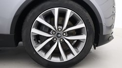 2024 (74) LAND ROVER DISCOVERY 3.0 D350 Dynamic SE 5dr Auto 5847284