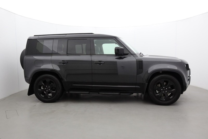 2025 (75) LAND ROVER DEFENDER 3.0 D250 X-Dynamic HSE 110 5dr Auto 5855058