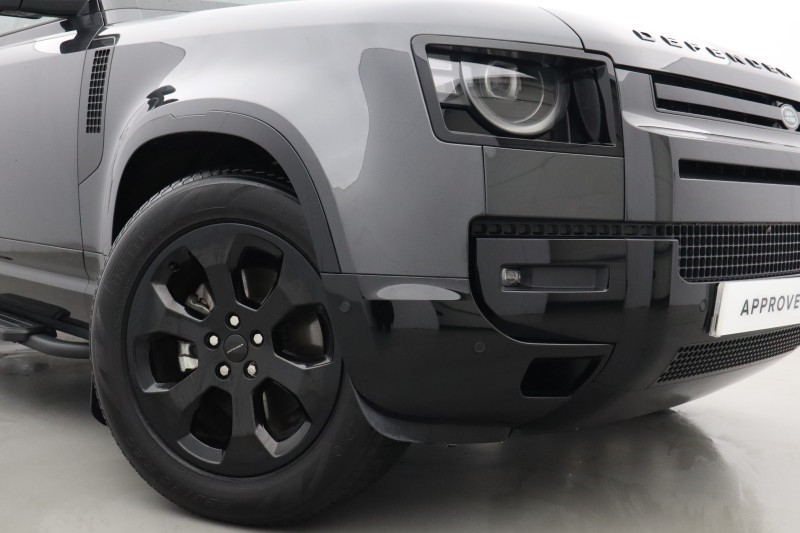 2025 (75) LAND ROVER DEFENDER 3.0 D250 X-Dynamic HSE 110 5dr Auto 5855070