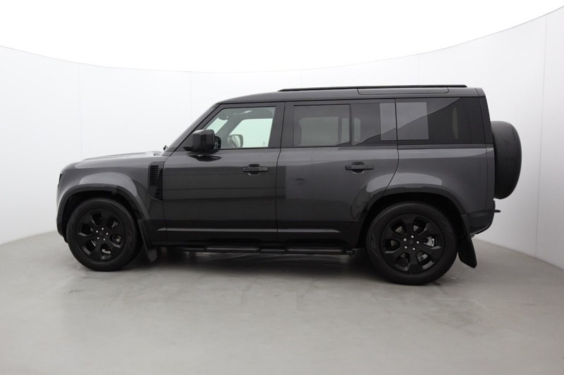 2025 (75) LAND ROVER DEFENDER 3.0 D250 X-Dynamic HSE 110 5dr Auto 5855057