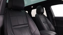 2022 (72) LAND ROVER RANGE ROVER EVOQUE 1.5 P300e Evoque Edition 5dr Auto 5838311