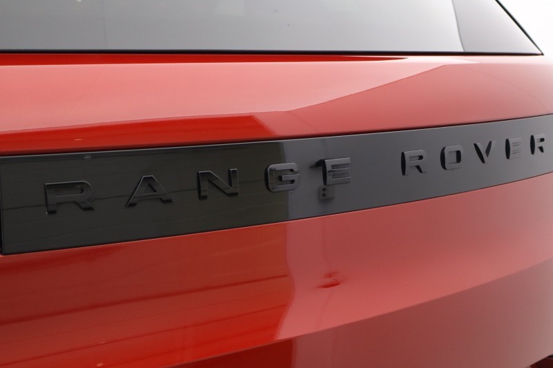 2024 (24) LAND ROVER RANGE ROVER SPORT 3.0 D300 Dynamic SE 5dr Auto 5844321