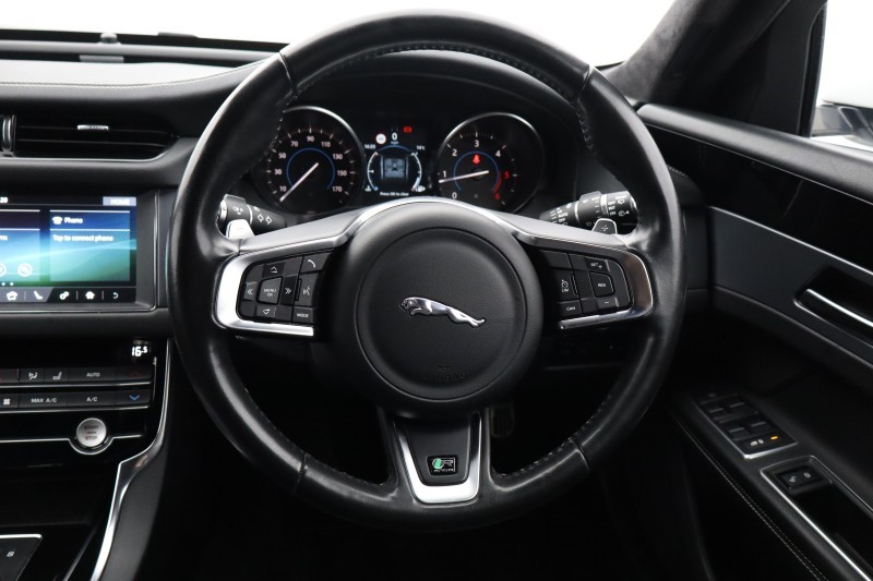 2019 (69) JAGUAR XF 2.0d [180] R-Sport 5dr Auto 5831719