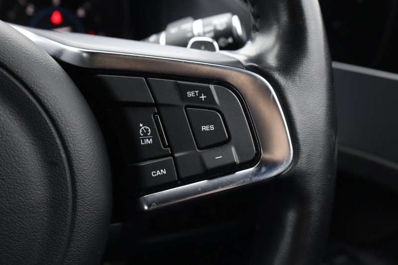 2019 (69) JAGUAR XF 2.0d [180] R-Sport 5dr Auto 5831721