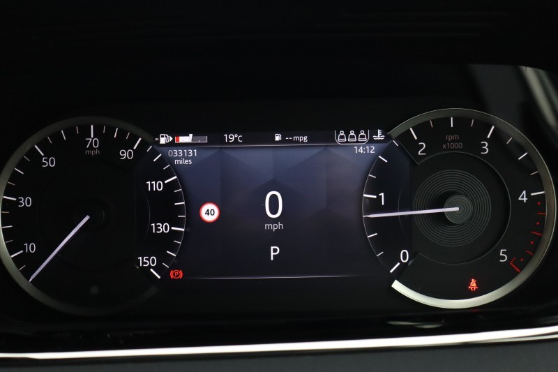 2022 (22) LAND ROVER RANGE ROVER EVOQUE 2.0 D200 R-Dynamic SE 5dr Auto 5849350