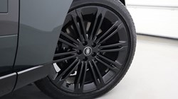 2026 (26) LAND ROVER RANGE ROVER 3.0 D300 Edition 4dr Auto 5863718