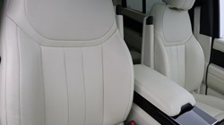 2026 (26) LAND ROVER RANGE ROVER 3.0 D300 Edition 4dr Auto 5863715